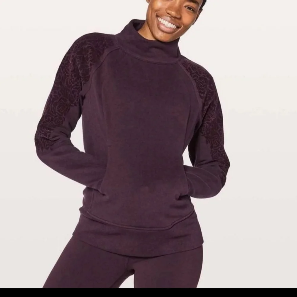 Lululemon floral flock pullover sweatshirt - Picture 3 of 15